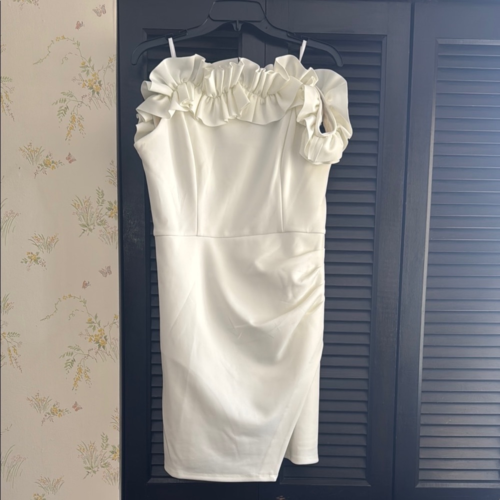 Cream Ruched Backless One Shoulder Sheath Cocktail Dress